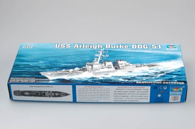 TRUMPETER 04523 1:350 USS Arleigh Burke DDG-51