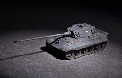 TRUMPETER 07160 1:72 German King Tiger (Henschel turret) with 105mm kwk L/65