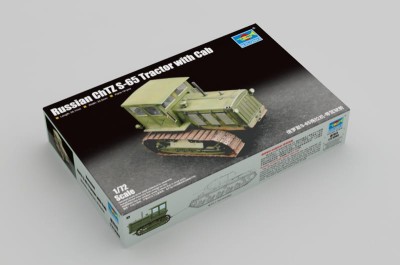 TRUMPETER 07111 1:72 Russian ChTZ S-65 Tractor with Cab