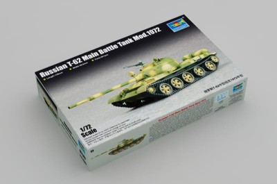 TRUMPETER 07147 1:72 Russian T-62 Main Battle Tank 1972