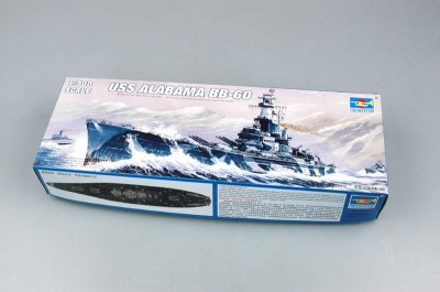 TRUMPETER 05762 1:700 American Battleship USS Alabama (BB-60)