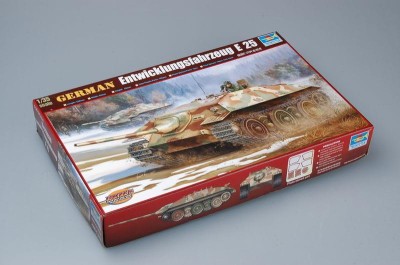TRUMPETER 00383 1:35 German Entwicklungsfahrzeug E 25