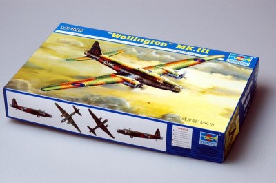 TRUMPETER 01627 1:72 British Bomber Wellington Mk.III (Polska Wersja)