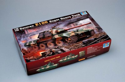TRUMPETER 00384 1:35 German E 100 Super Heavy Tank