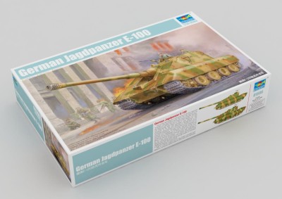 TRUMPETER 01596 1:35 German Jagdpanzer E-100 "Salamander"